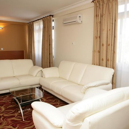 Ivys Hotel Kampala Ngoại thất bức ảnh